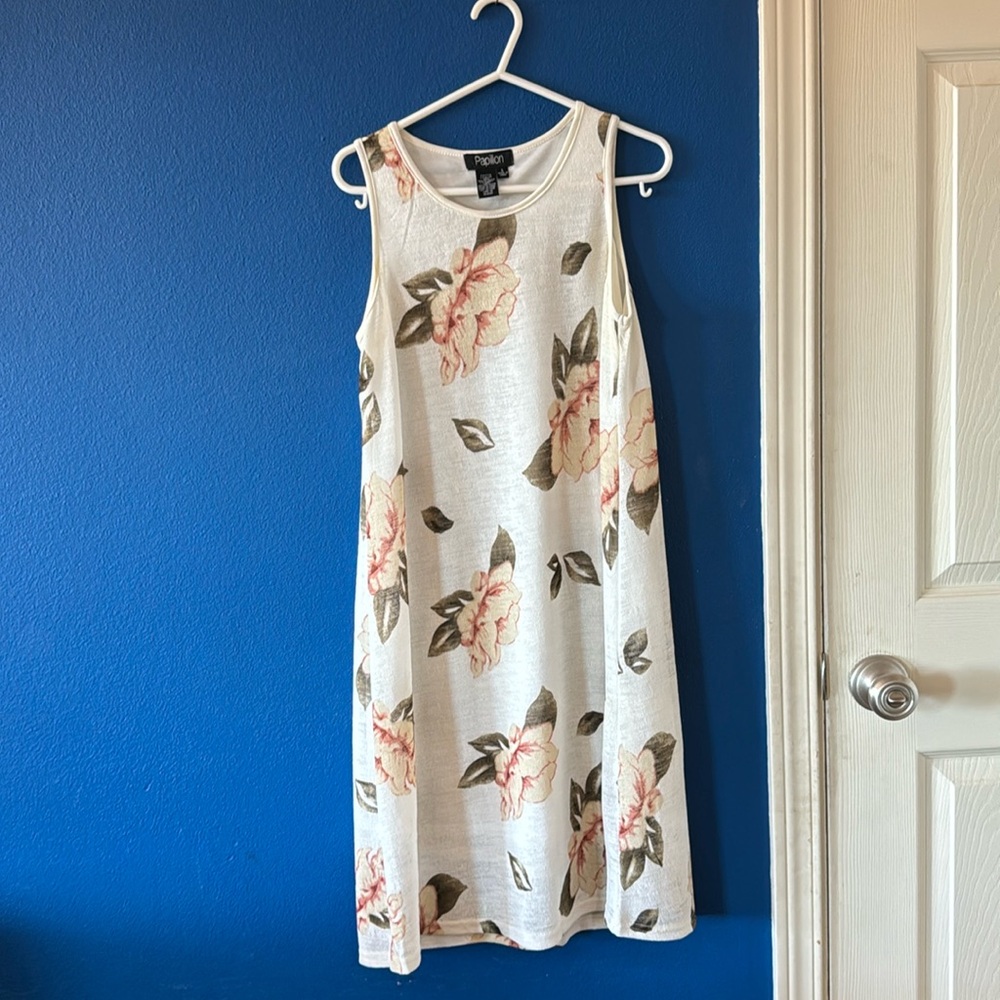 Papillon Magnolia Dress size small